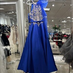 Elegant Blue Maxi Dress